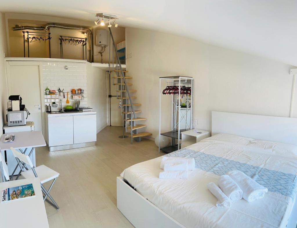 La Casita Leilighet Cagliari Eksteriør bilde